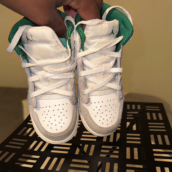 Toddler Jordan’s - Picture 1 of 4